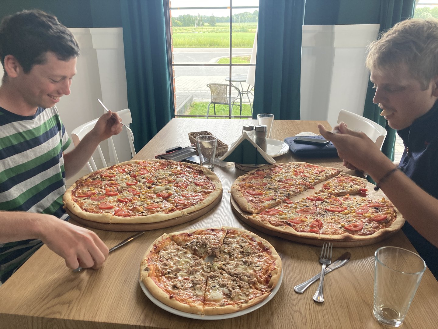 Der Hunger bestellt mit